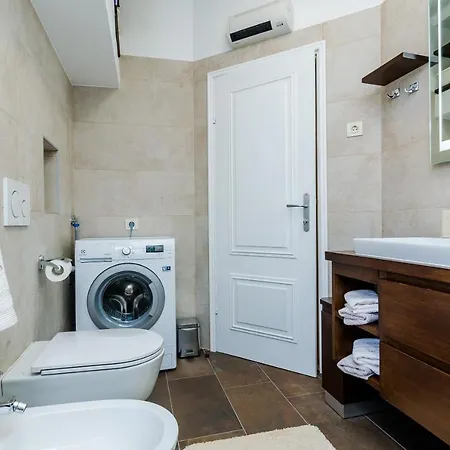 Maru Prestige Dubrovnik