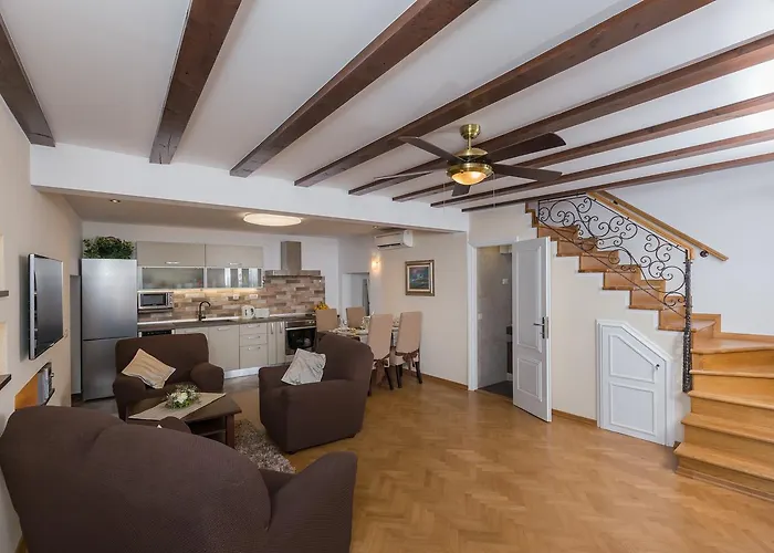 Maru Prestige * دوبروفينك